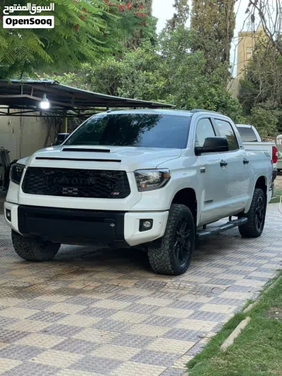 Toyota Tundra SR5 3
