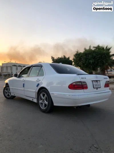 مرسيدس بنز الفئة-C C 320 3