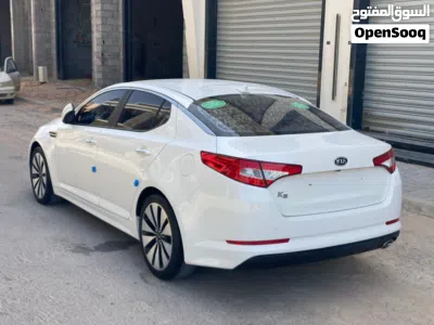 Kia K5 EX 2