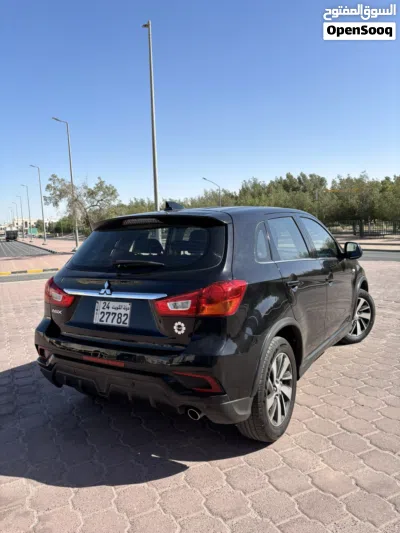 ميتسوبيشي ASX GLX 2