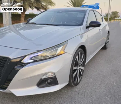 Nissan Altima SR 3