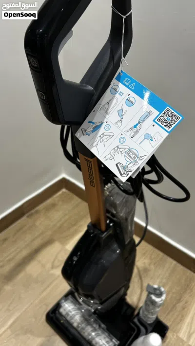 للبيع مكنسة وممسحة بخار BISSELL 3