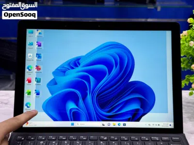 Dell Latitude 5290 2-in-1 Processor Core i5 8TH Generation 8GB Ram 256GB Storage 12.5 inch Fhd 2