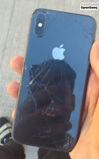 ايفون xs سعة تخزين 64 قيقا 3