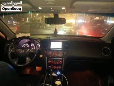 نيسان باثفايندر SV 2