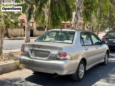 Mitsubishi Lancer Standard 3
