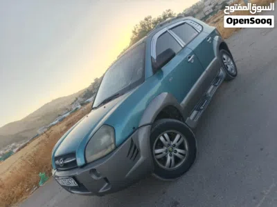 Hyundai Tucson Standard 2