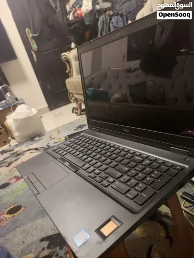 Dell Precision 3530 - Workstation 2
