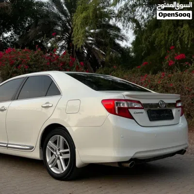 Toyota Camry XLE 4