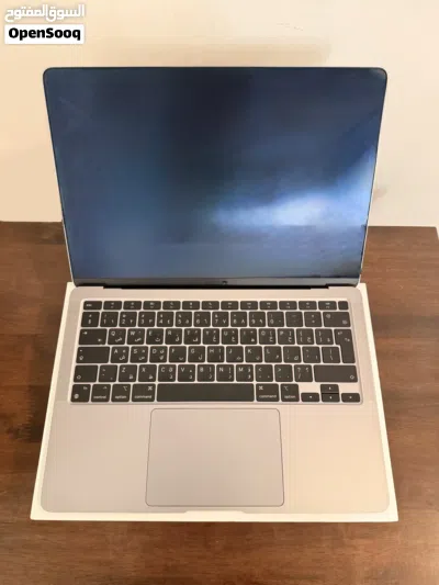 MacBook Air M1 Complete Set (Box, Charger, Mouse, Sleeve) - Excellent Condition 2