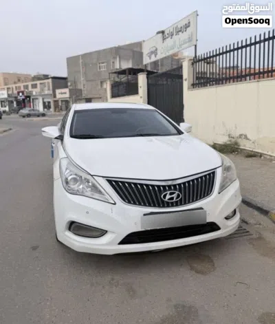 Hyundai Azera GL 2
