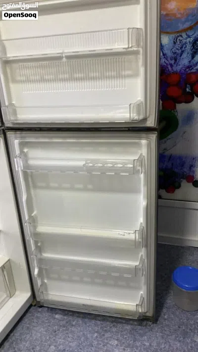 ثلاجه للبيع 3