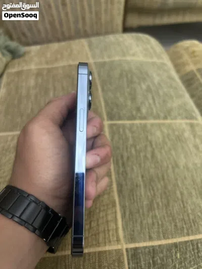 ايفون 13 pro. 256g 2