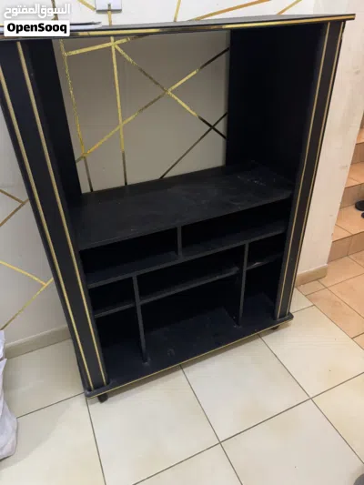 TVunit in a good condition 2