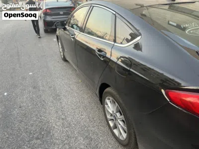 Ford Fusion SE 4