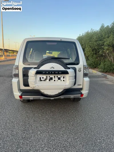 ميتسوبيشي باجيرو GLS 4