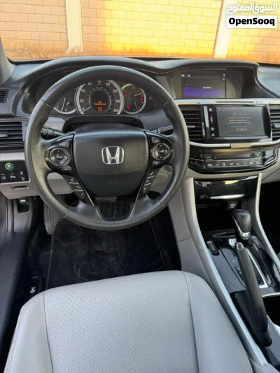 Honda Accord Touring 3