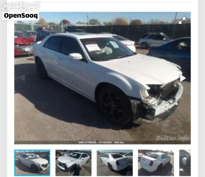 Chrysler 300 300S v8 4