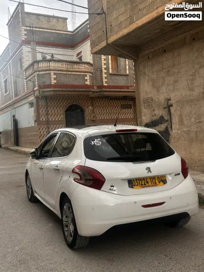 بيجو 208 Allure 4