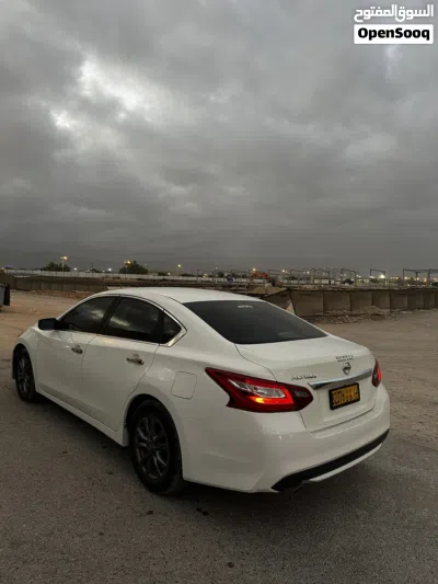 Nissan Altima S 3