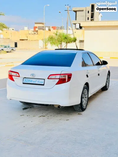 تويوتا كامري LE 4