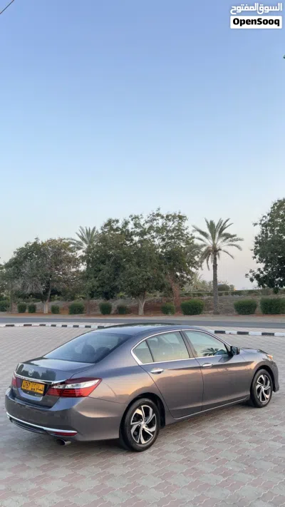Honda Accord Standard 4