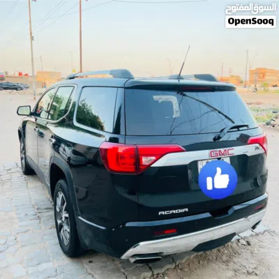 GMC Acadia SLT 2