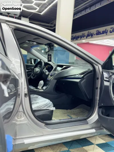 Hyundai Azera GL 3