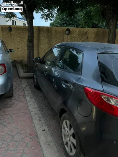 Mazda 2 Standard 3
