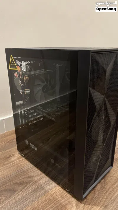 بي سي للبيع نظيف. و استخدامه اربع شهور 3