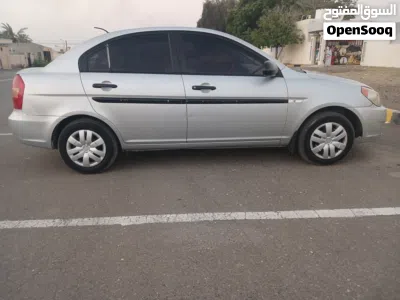 Hyundai Accent Standard 3