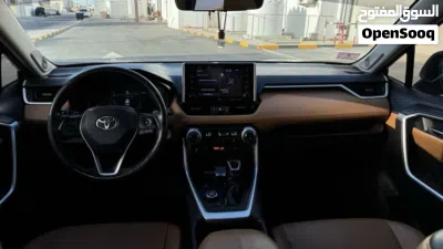 Toyota RAV 4 Limited 4