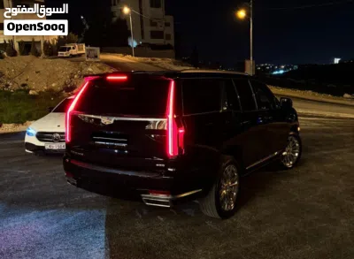 Cadillac Escalade Platinum 2