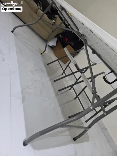 WHITE TABLE WITH 4 CHAIRS SET 2