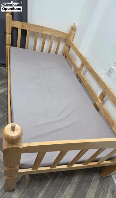 Wooden bunk bed 2