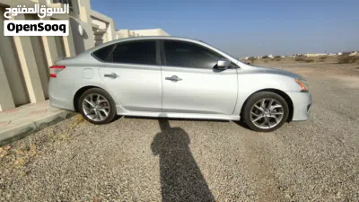 Nissan Sentra SR 4