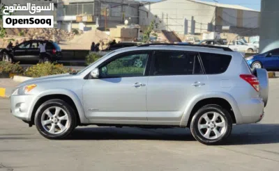 Toyota RAV 4 Limited 4