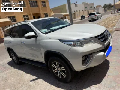 Toyota Fortuner EXR 2