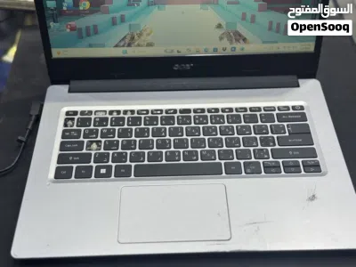 Acer aspire celeron (R) STORAGE : 128 GB SD RAM : 4 GB 3