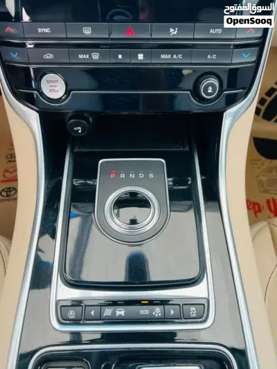 جاكوار XE Prestige 4