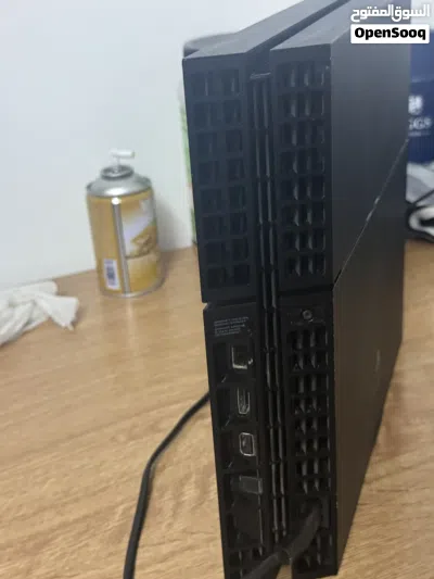 Ps4 نظيف مكفول 3 اشهر ولا بدو اشي للبيع 4