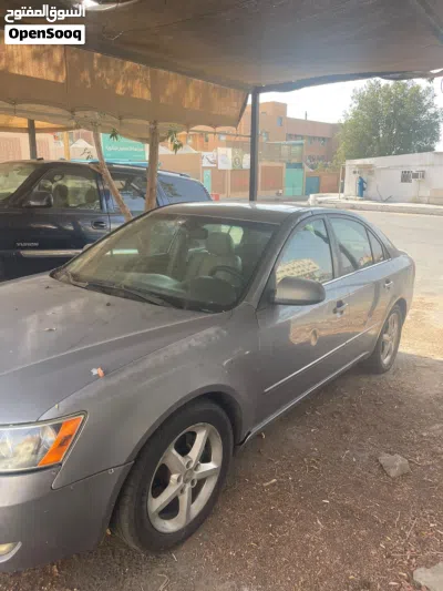 Hyundai Sonata GL Plus 3