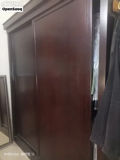 خزانة ملابس سحّاب 2