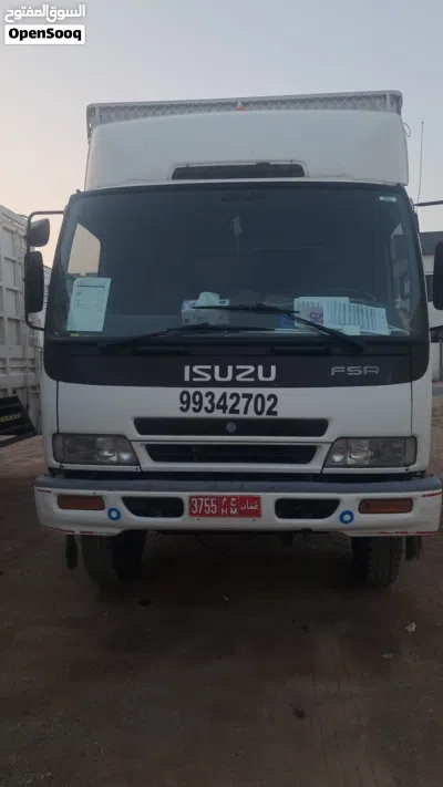 Isuzu 7 ton truck for sale good condition engine gear all good 2