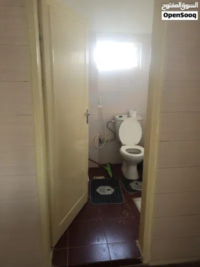 منزل منعزل ع مطل مكيف مع حديقة فواكه 3 غرف صاله مجلس بلكون مطبخ مجهز مواقف سيارات مطل على جبال عجلون 3