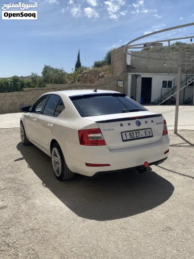 سكودا اوكتافيا Standard 2