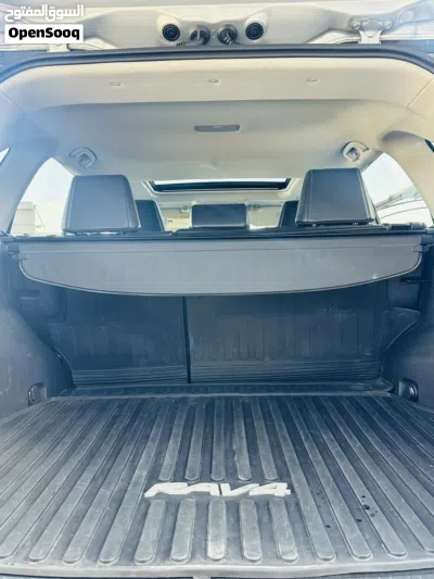 Toyota RAV 4 XLE 4