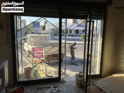 زحاج باب متجر 2