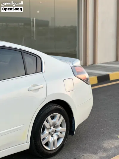 Nissan Altima S 3