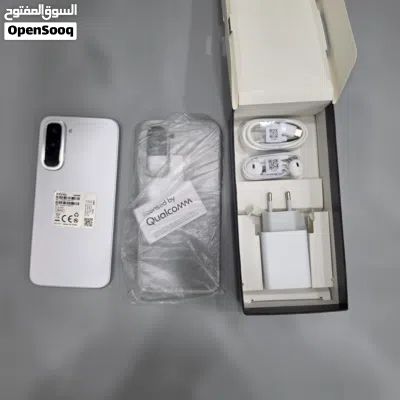 هاتف انفنكس هوت INFINIX HOT 70 3